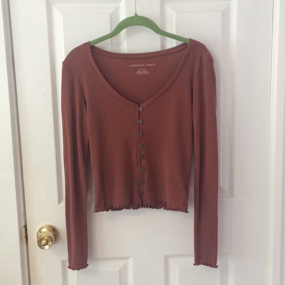 AMERICAN EAGLE button down long sleeve shirt